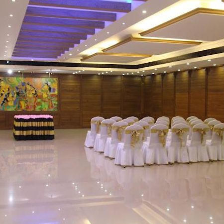 Hotel Doubloon Thiruvananthapuram Exterior foto